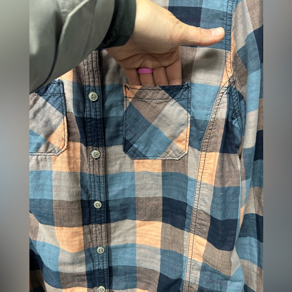 Woolrich Women's Blue and Tan Plaid Button Down Shirt - Picture 6 of 10